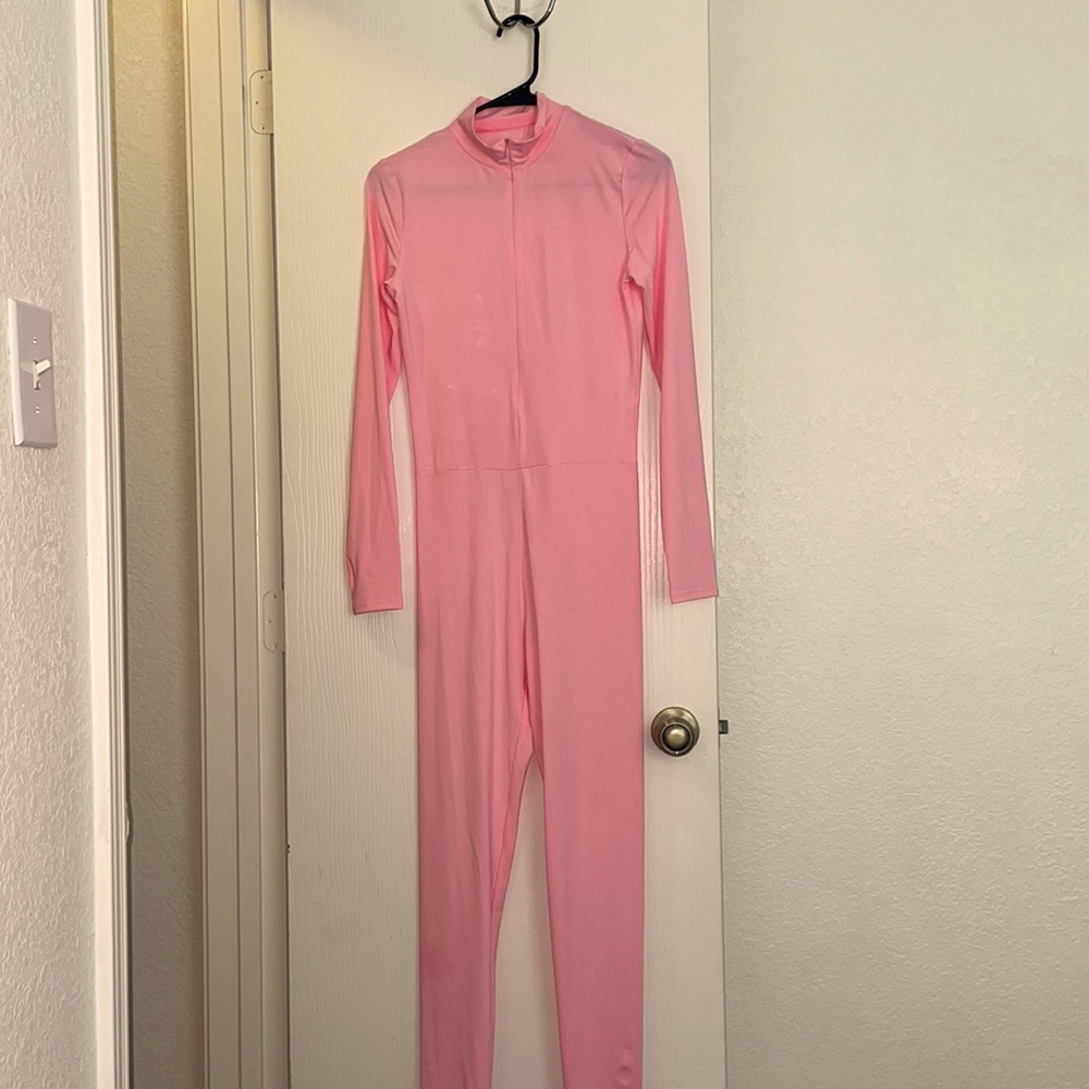 Pink jumpsuit woman’s size large!